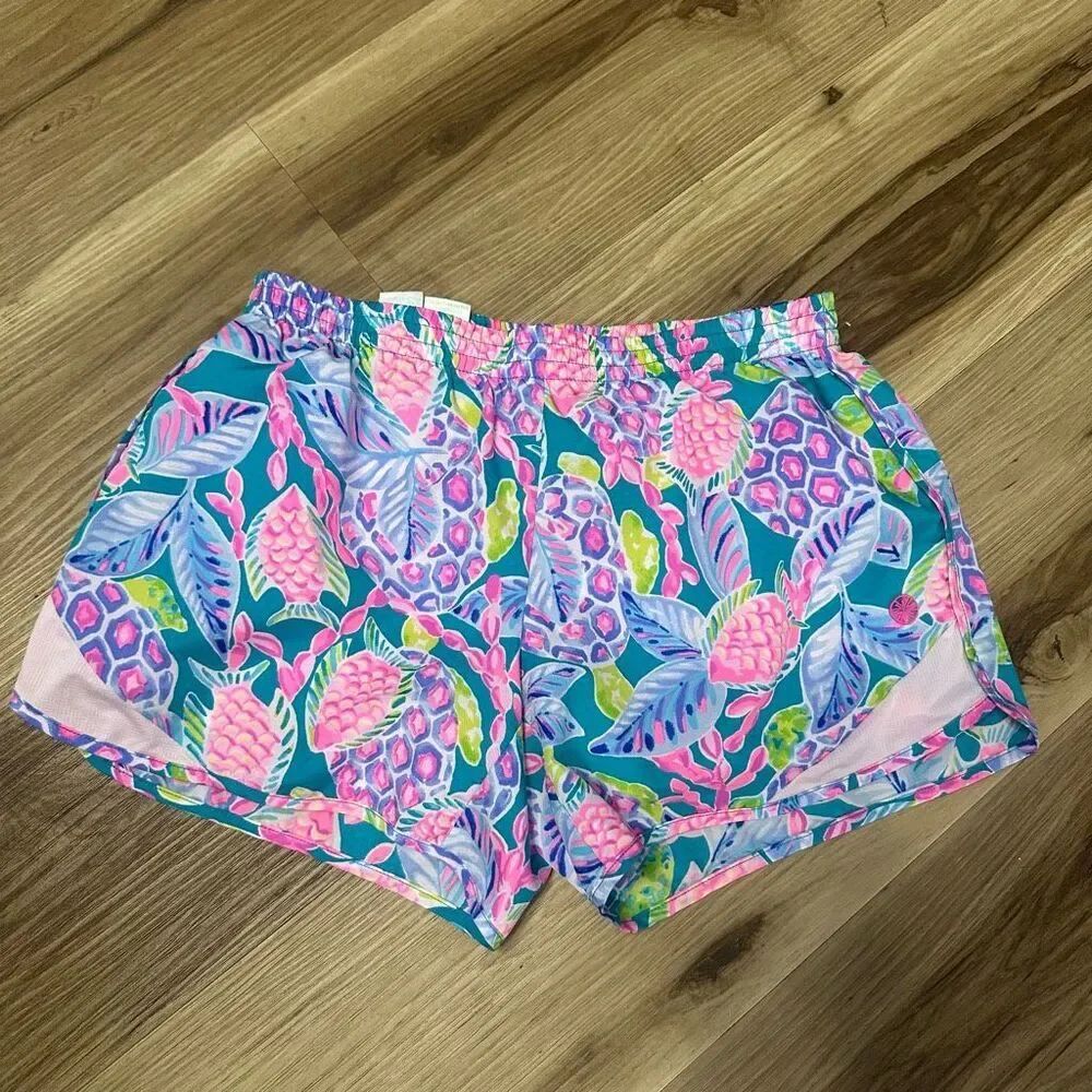 Lilly Pulitzer Luxletic Maldives XS Ocean Trail lined shorts